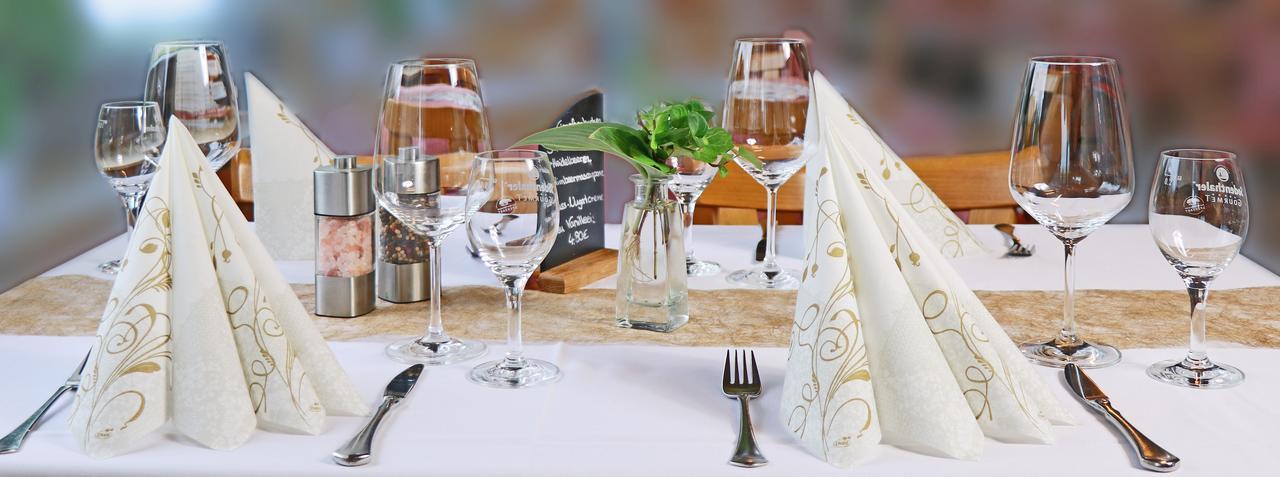 מלון Leidersbach Restaurant Gruener Baum מראה חיצוני תמונה